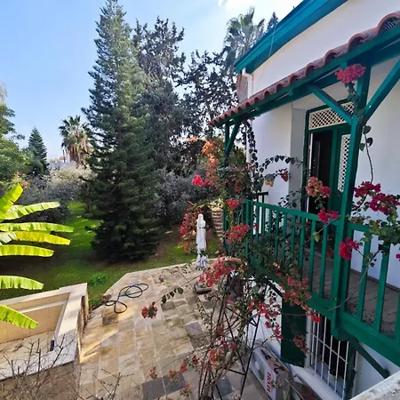 別荘 Galetta House